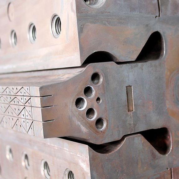 Extrusions- / Profilwerkzeug vorher und nachher